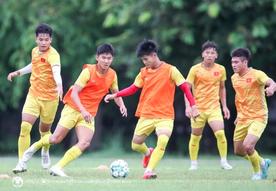 U16 national football players vie for regional title in Indonesia